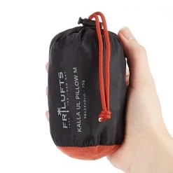 FRILUFTS KALLA ULTRALITE PILLOW - Kissen Red Ochre/magnet -Bekleidung Geschaft 5637688327 c kalla ultralite pillow frilufts 24
